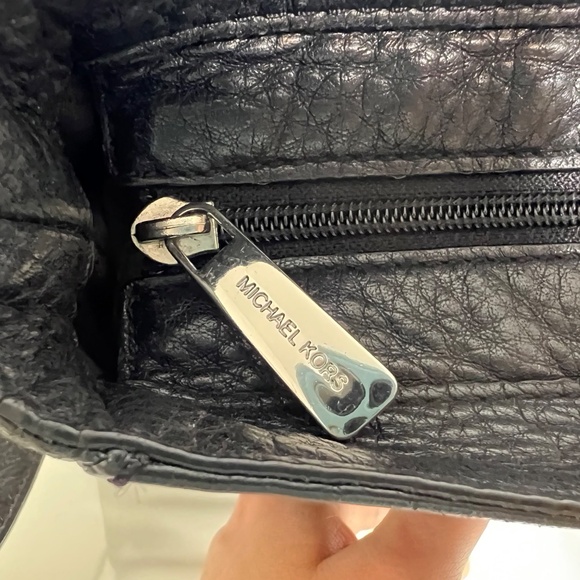 Michael Kors Black Pebbled Leather Handbag Shoulder Bag Silver Hardware *READ - Picture 10 of 16
